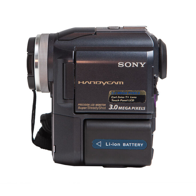 Sony DCR PC330E Handycam – Rent a Cam